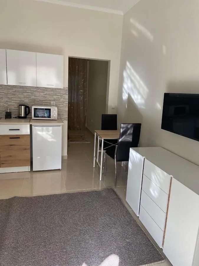 Ifos Apartments Tesalónica