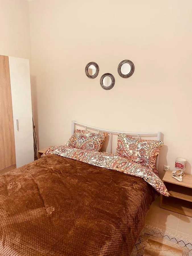 Ifos Apartments Thessaloniki 0*,  Greece